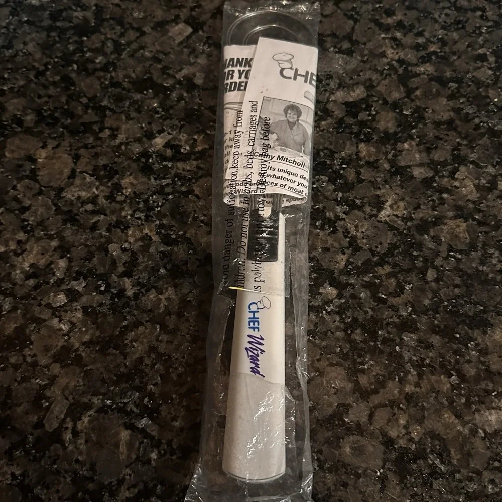 Chef Wizard Cathy Mitchell Whisk Locking Handle Tongs 6 in 1 Utensil New In Pkg